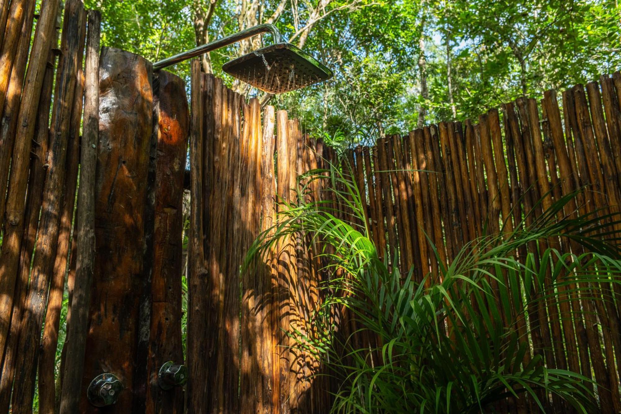 Madre Tierra Eco Habitat Pension Puerto Morelos Buitenkant foto